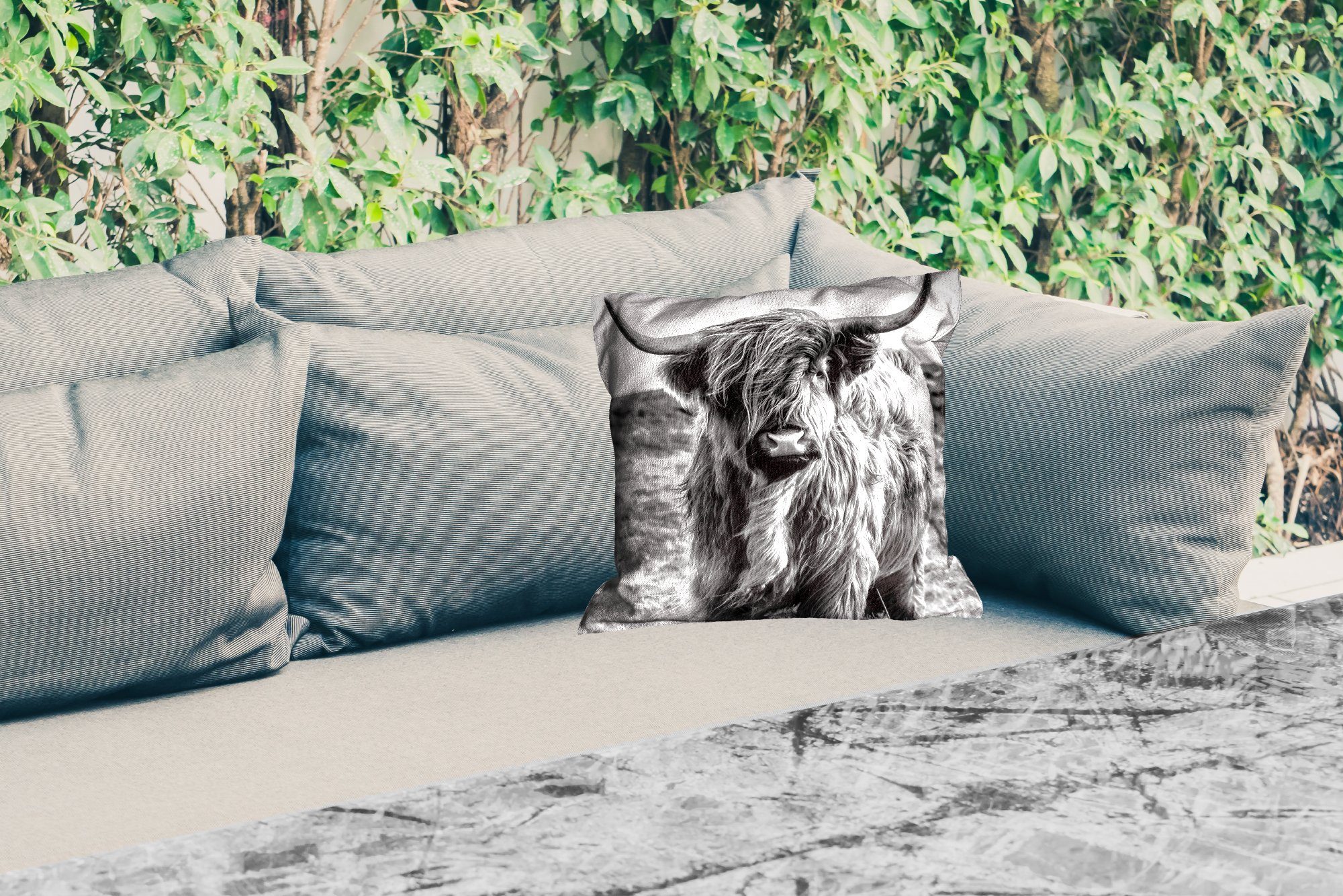 MuchoWow Dekokissen Schottischer Highlander - Natur - Kuh - Schwarz - Weiß, Kissenbezüge, Kissenhülle, Dekokissen, Dekokissenbezug, Outdoor
