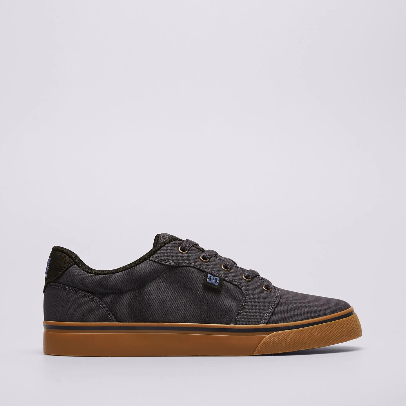 DC ANVIL Grau