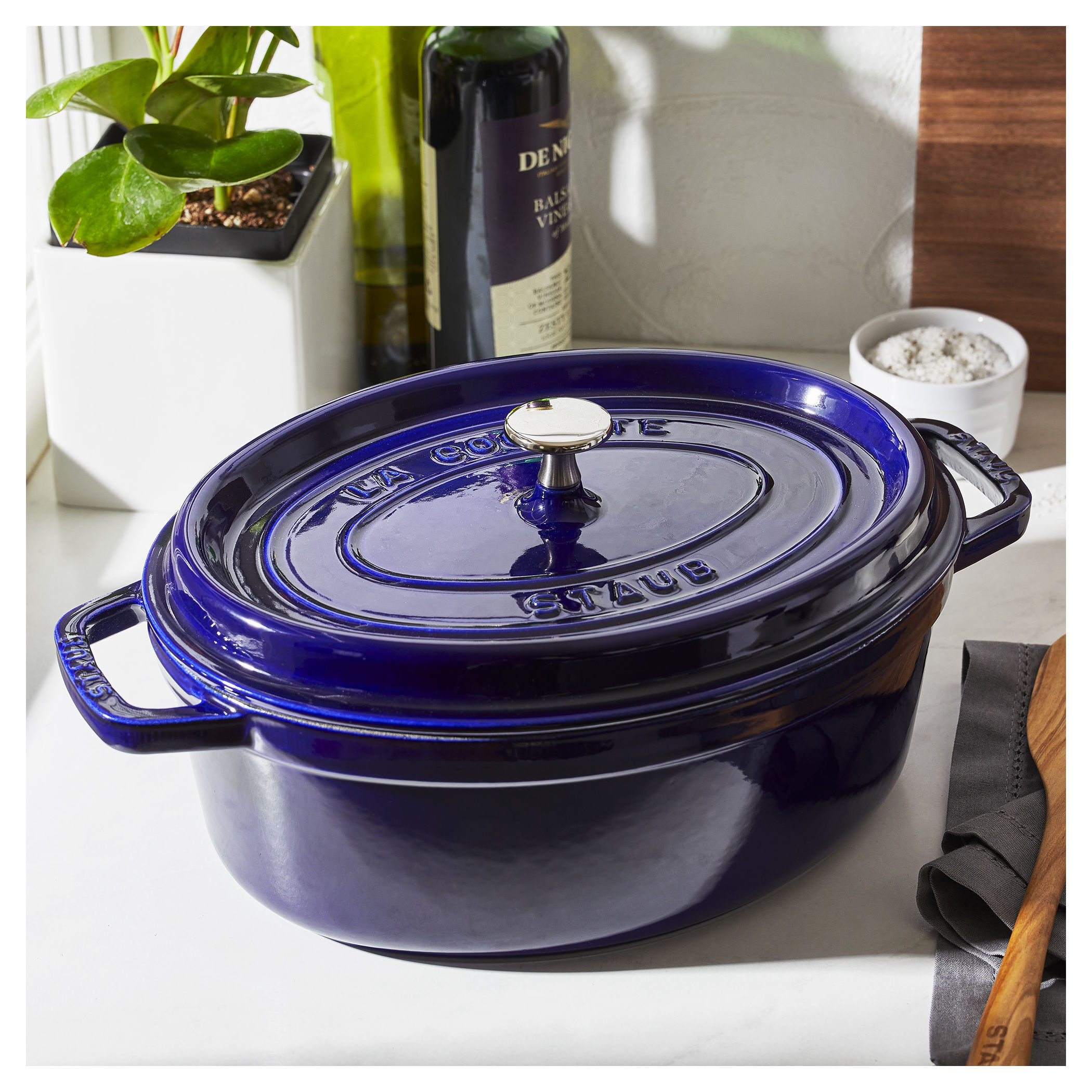 Cocotte 29 cm, oval, Dunkelblau, Gusseisen