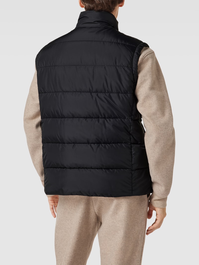 Steppweste mit Label-Patch in schwarz