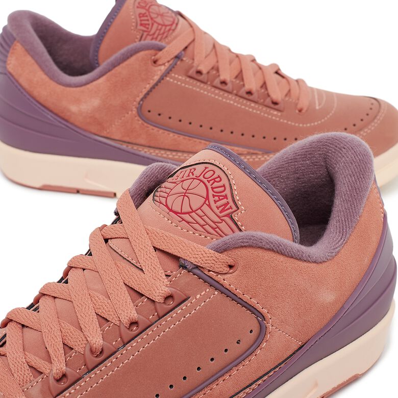 JORDAN Wmns Air Jordan 2 Retro Low 