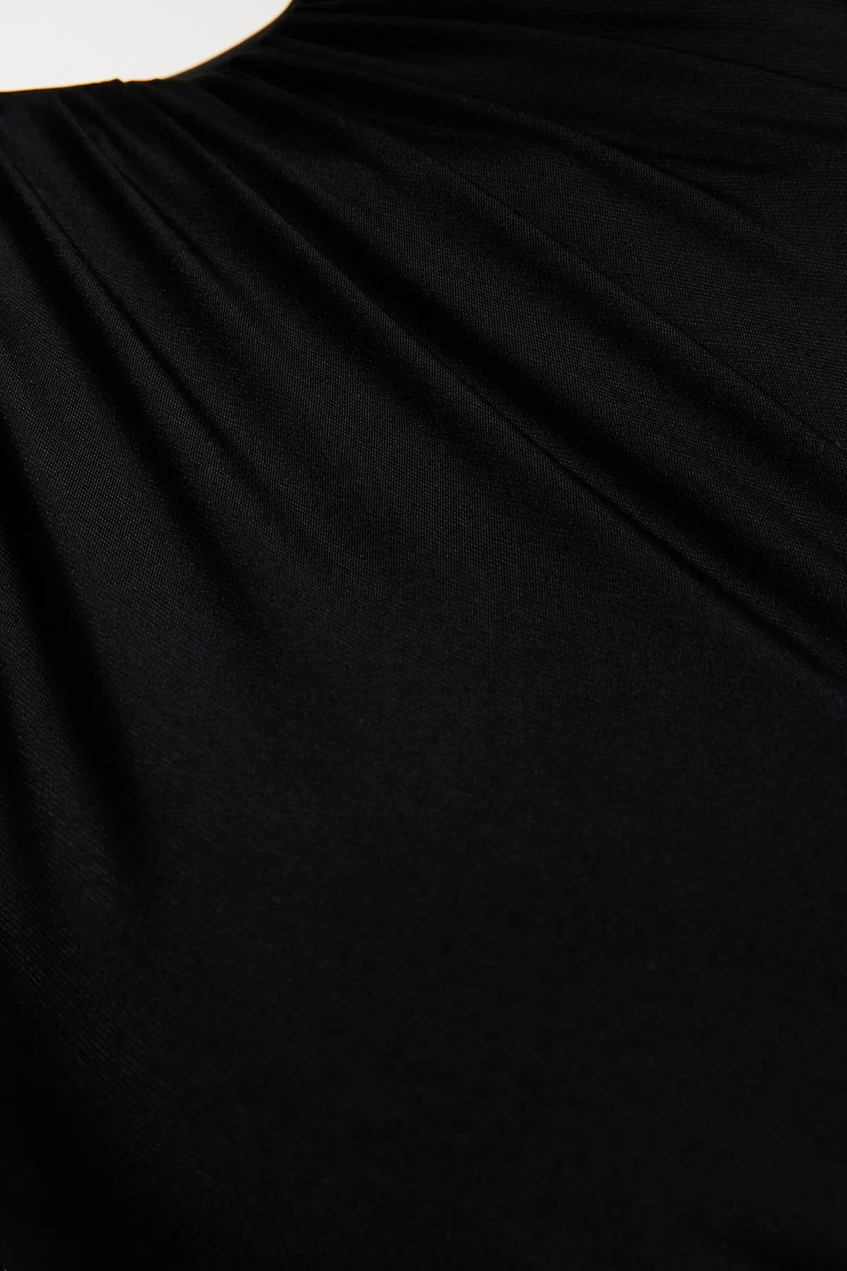 Trendyol Collection  Schwarzer Body mit Sitzkragen und Detail TPRAW24BD00007