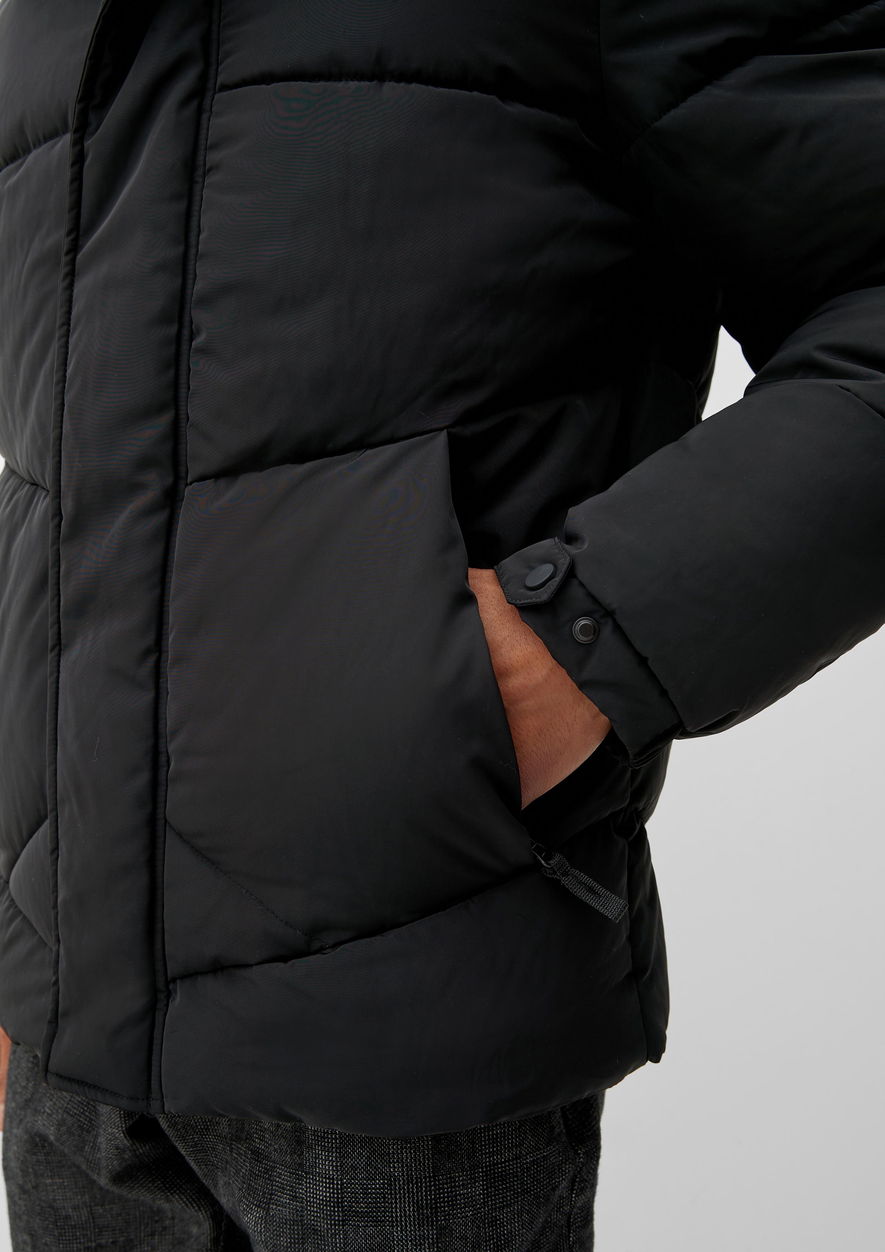 Warme Steppjacke mit Kapuze  2119484-9999
