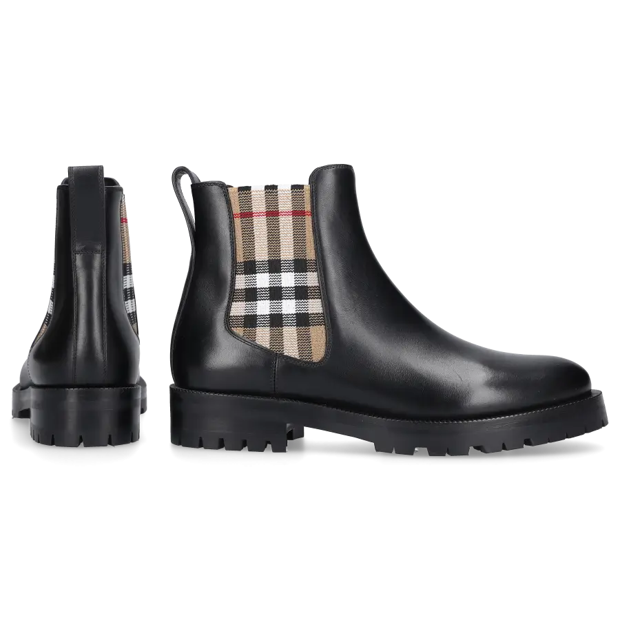 Burberry - Chelsea Boots 8042363 Kalbsleder - schwarz