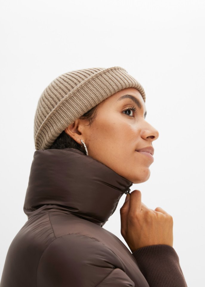 Steppjacke mit Strickärmeln