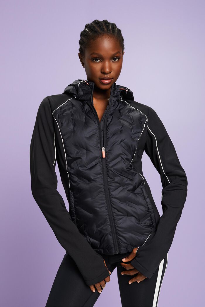 Gepolsterte Active Jacke mit Kapuze