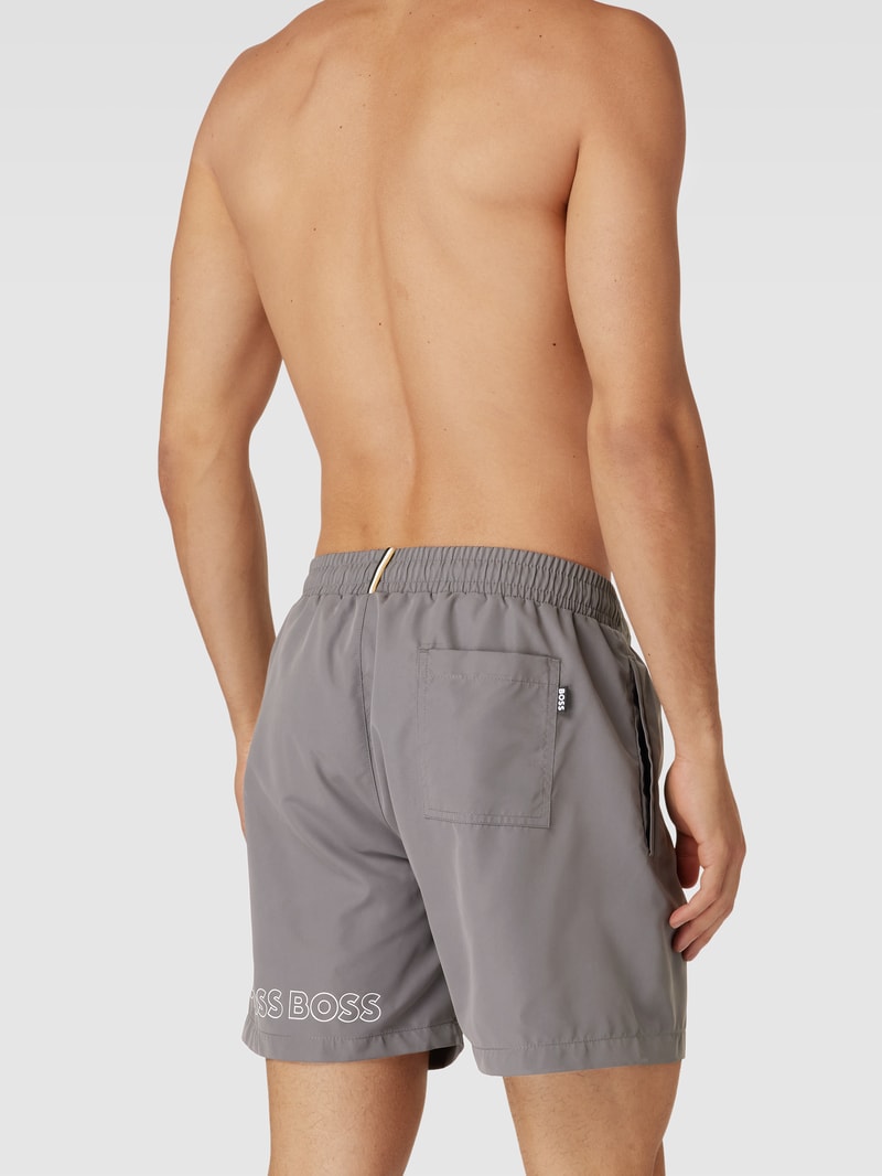 Badehose mit Label-Print Modell 'Dolphin' in mittelgrau