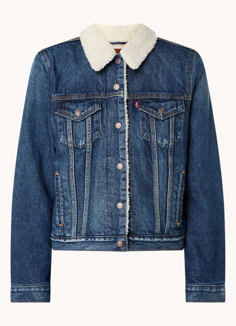 Jachetă originală Levi's din denim cu căptușeală din fleece și buzunare laterale.