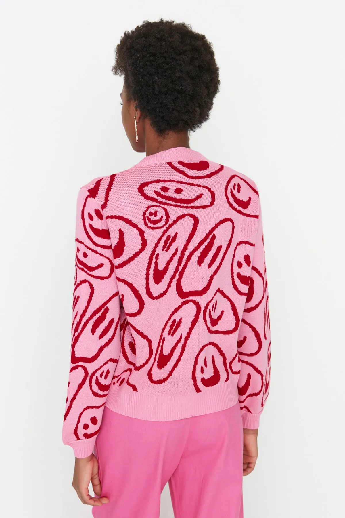 Trendyol Collection  Rosa Strickpullover mit Muster TWOAW22KZ0950
