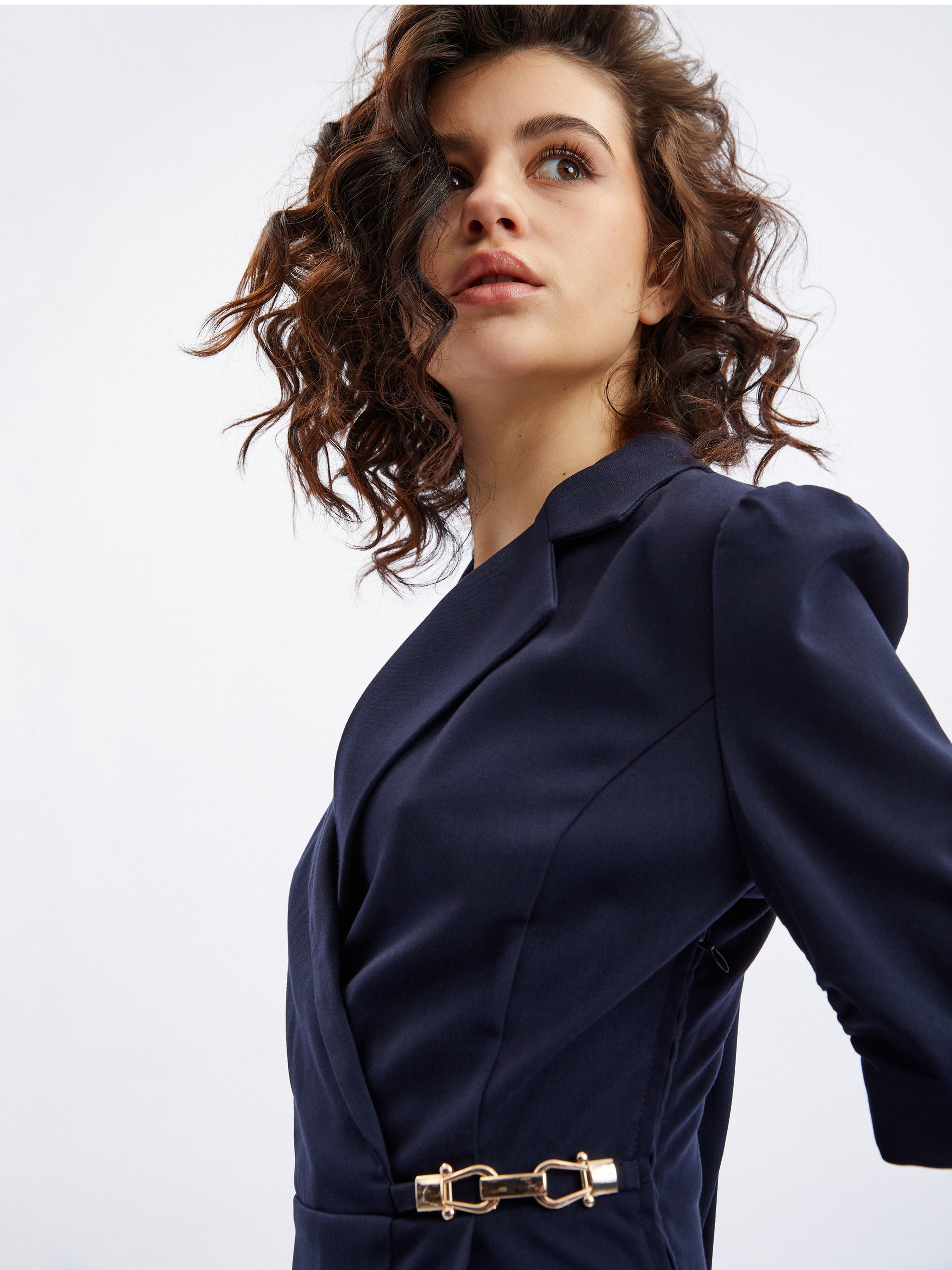 Dunkelblaues Damenkleid ORSAY