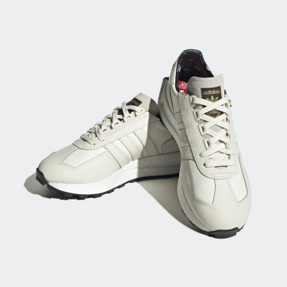 adidas Retropy E5 HQ4390 / weiss