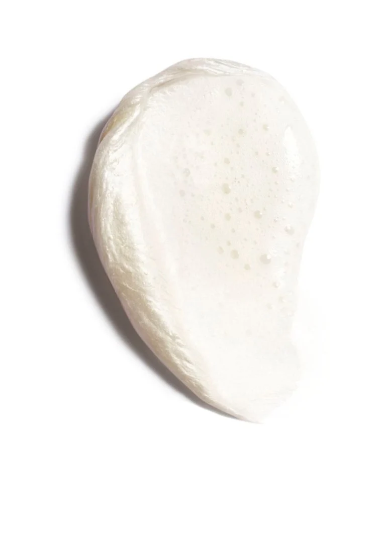 CHANEL CREMA-MOUSSE DETERGENTE CONTRO LO SPORCO
