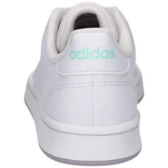 adidas Advantage Base Sneaker in weiß