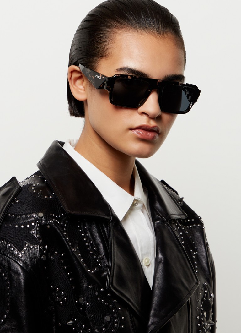 Prada Wayfarer -aurinkolasit PRA05S