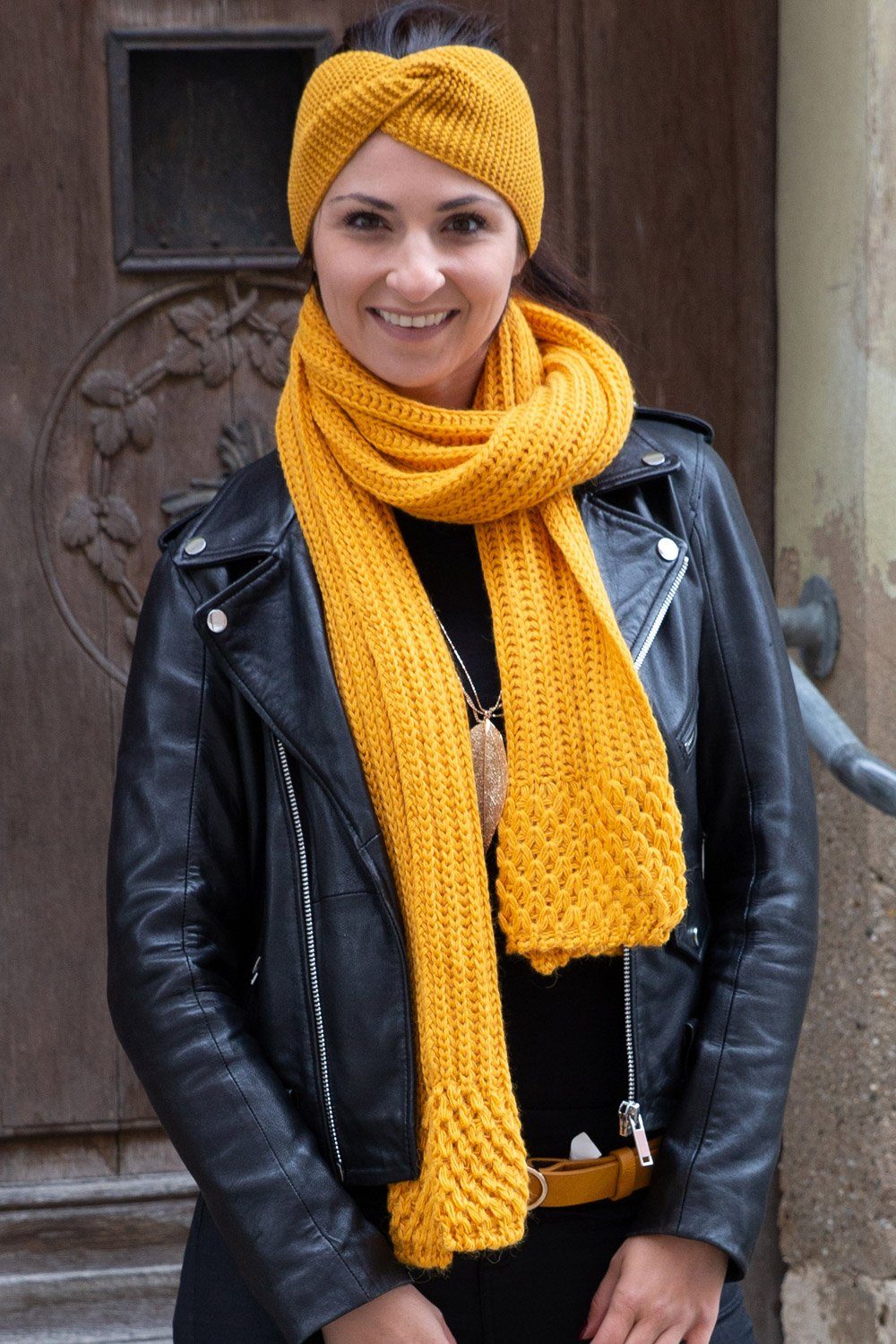 styleBREAKER Strickschal, (1-St), Langer Strick Schal mit Rippen und Perl Strickmuster
