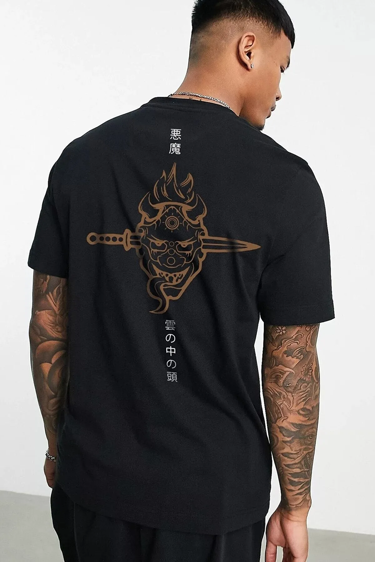 Know  Schwarzes T-Shirt mit Aufdruck „Skull Blade“ auf der Vorder- und Rückseite