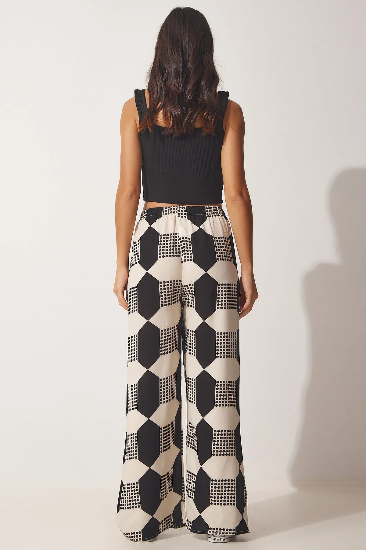 Happiness İstanbul  Cremefarbene, schwarze, lockere Viskose-Sommerhose für Damen mit hoher Taille BH00354