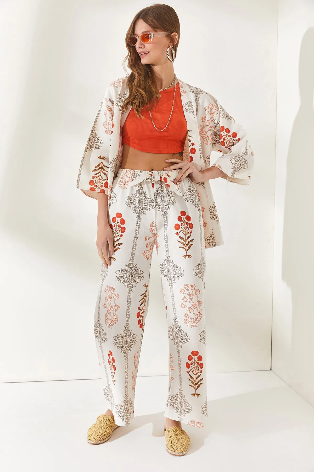 Olalook  Damen-Palazzo-Hose aus gemustertem Leinen in ethnischem Orange mit Gürtel PNT-19000226