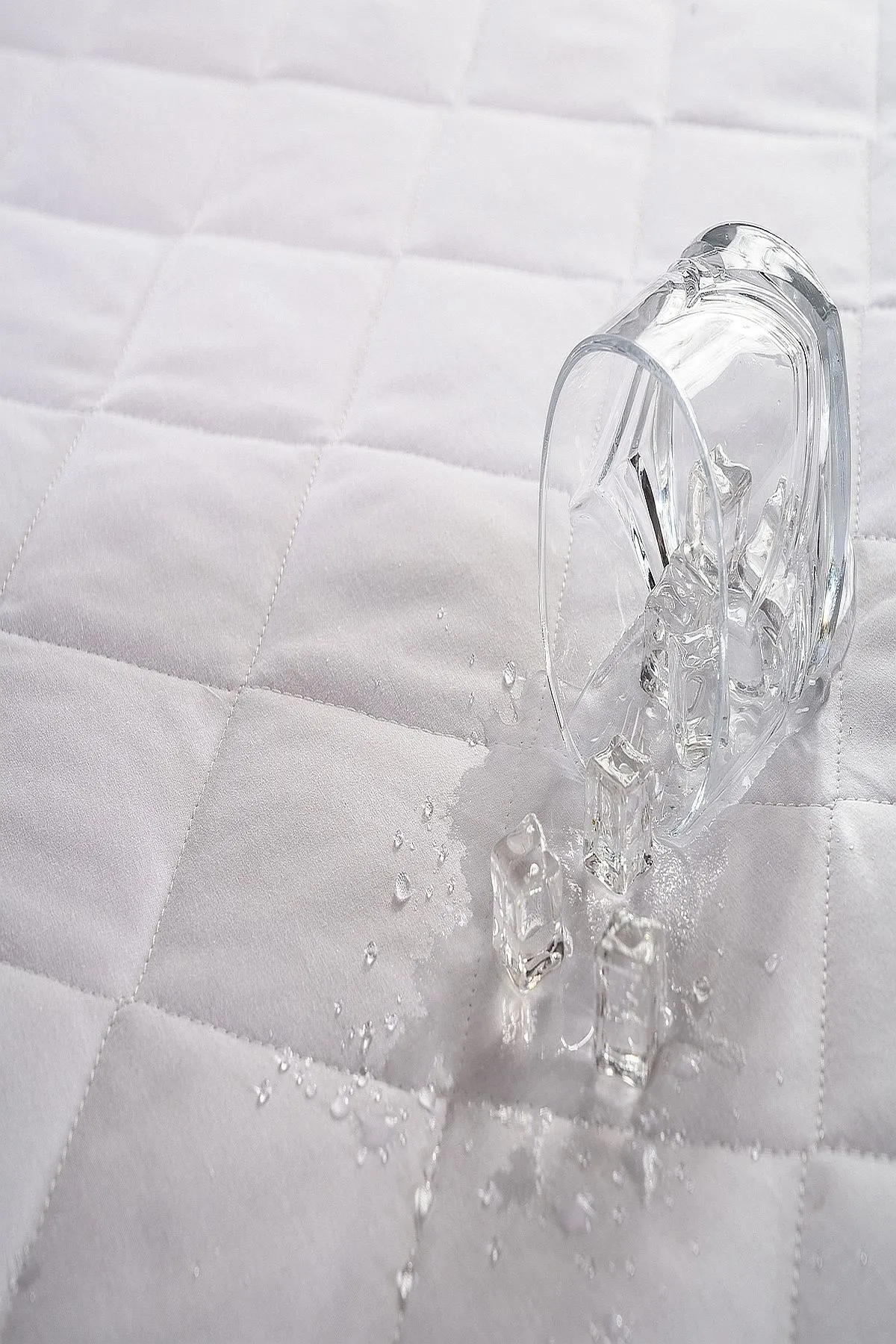 Formeya  Gesteppter Matratzenschoner mit durchgehendem Rand, wasser- und flüssigkeitsdicht, 100 % Baumwolle, Matratzenbezug für Einzelbett, Doppelbett, Kingsize, Größe 13