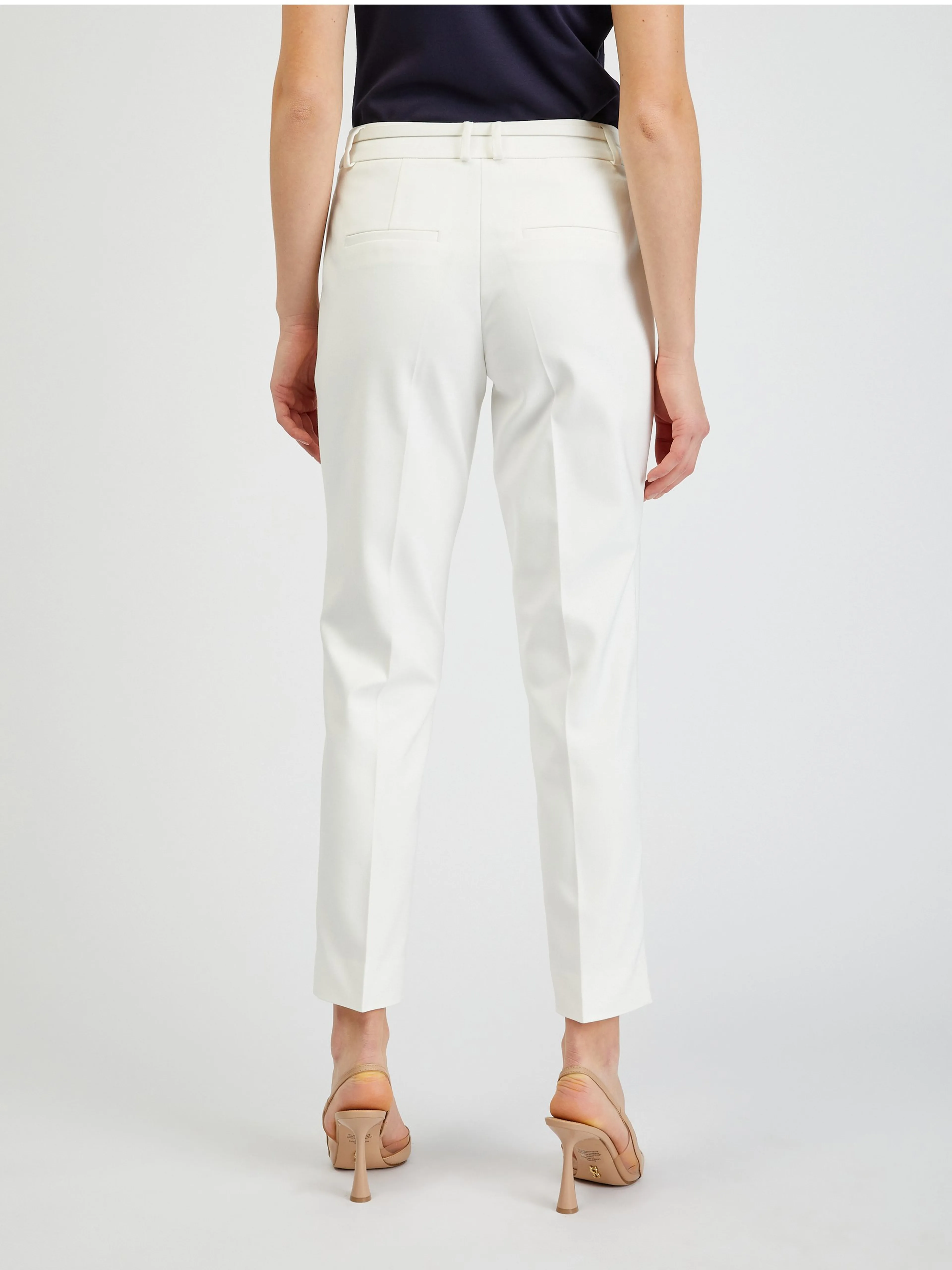 Weiße Damenhose mit Gürtel ORSAY