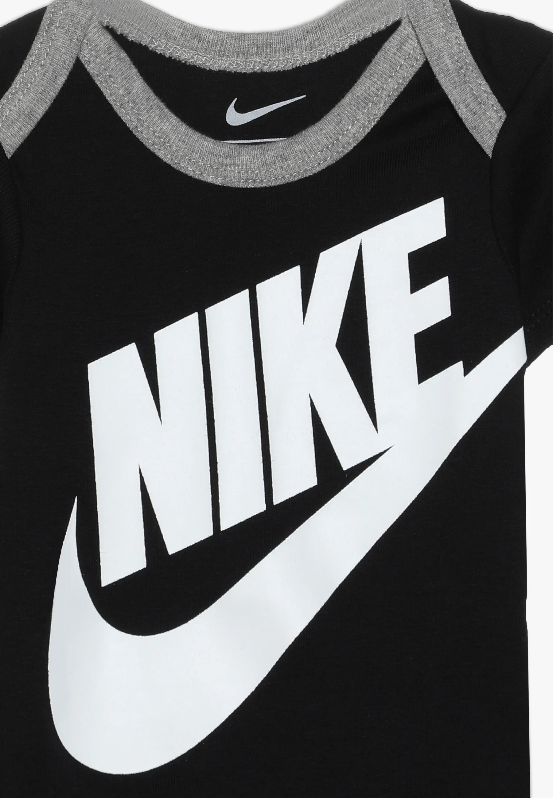 Conjunto de bebé Nike Sportswear con gorro y botín con el logotipo de Futura - Body