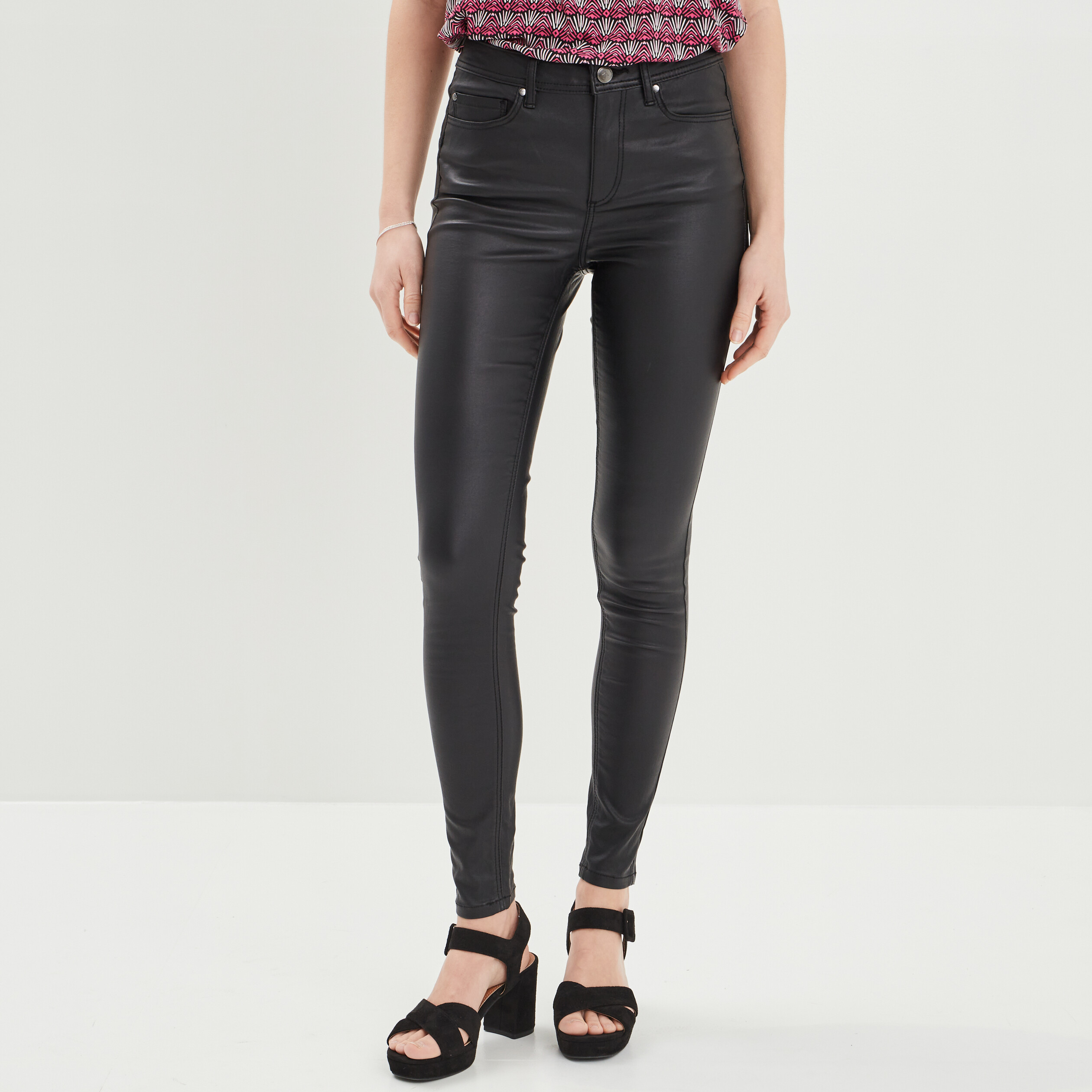 Pantalon enduit skinny push up noir femme | La Halle