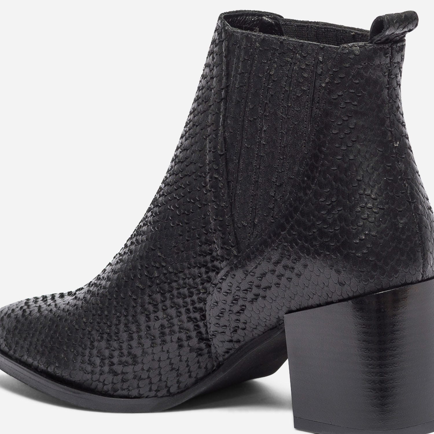 Chelsea boots TEXTO noir en cuir embossé