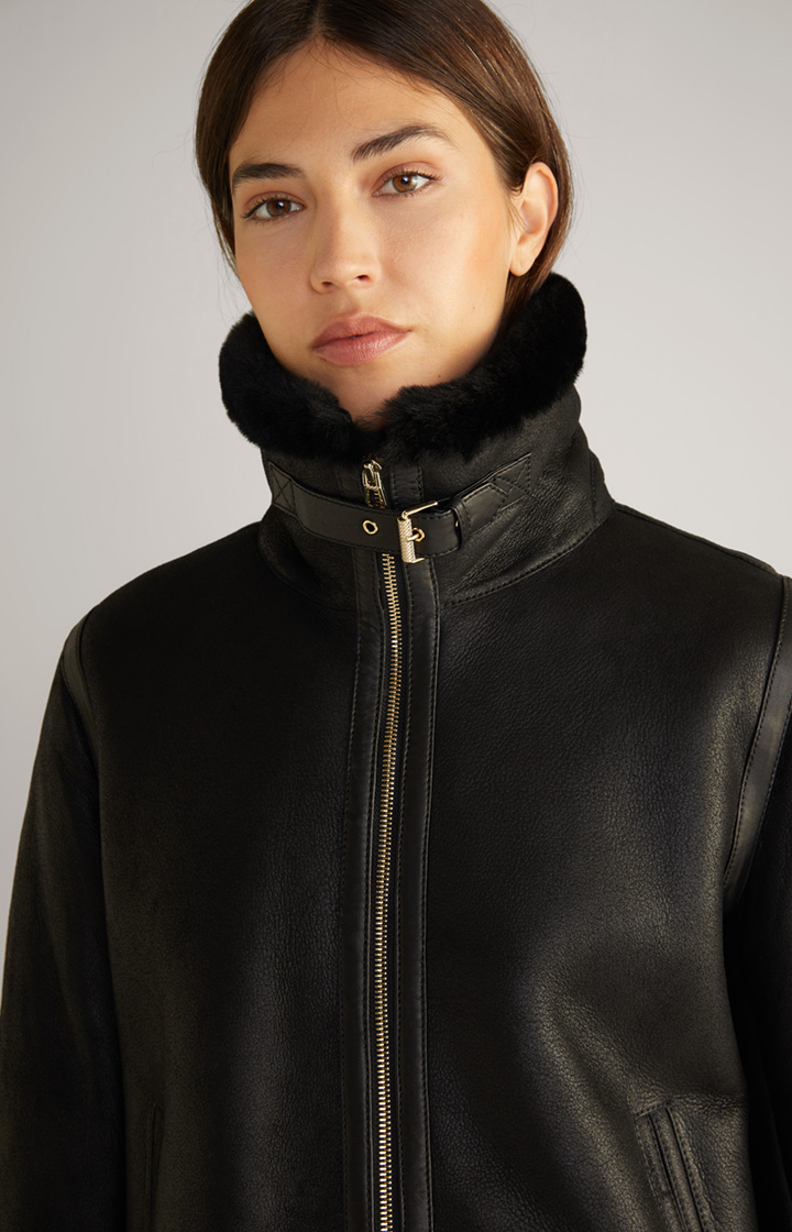 Lammfelljacke in Schwarz
