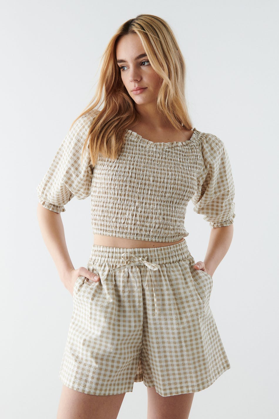 Ivorie shorts