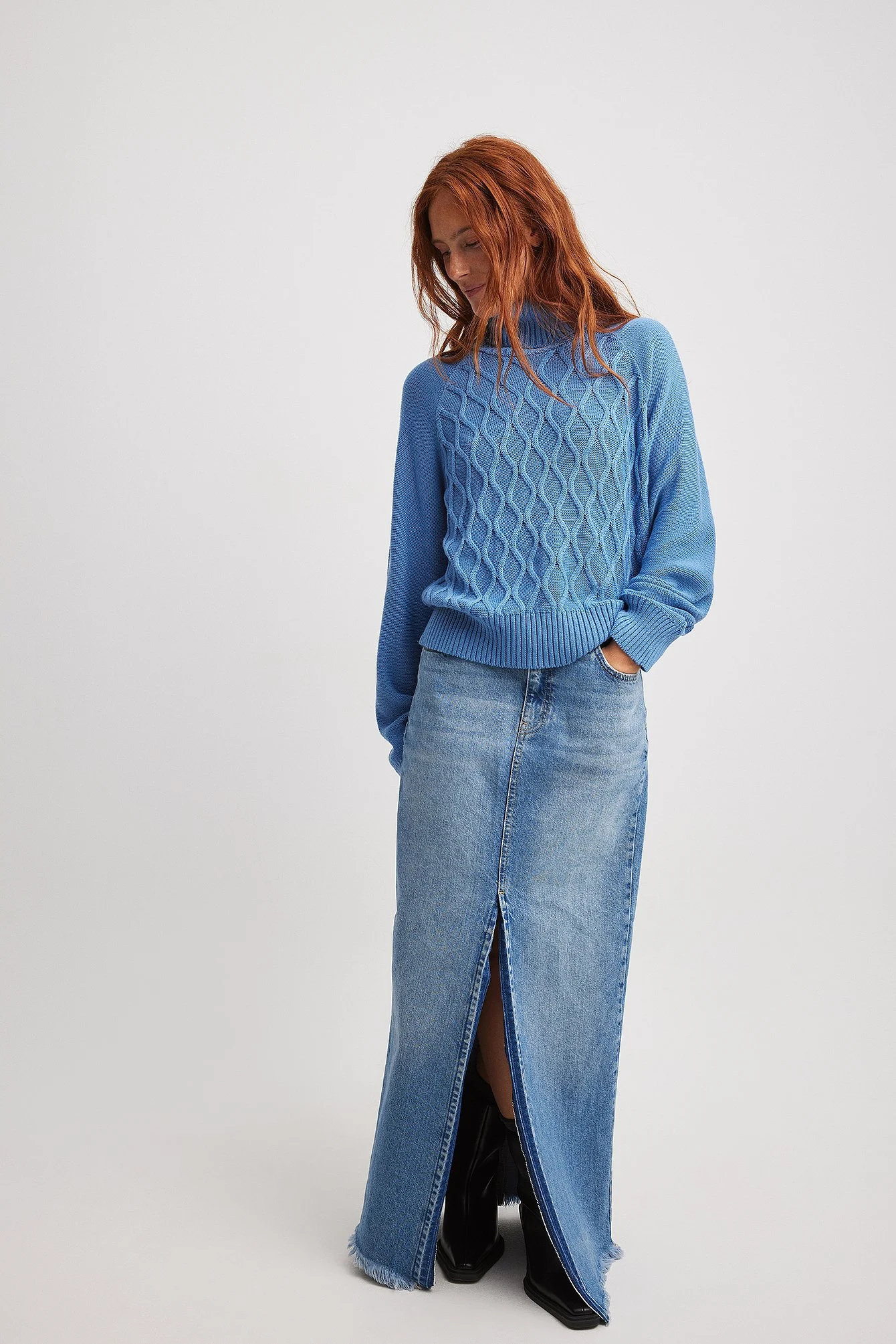 Strickpullover mit Rollkragen und Zopfmuster