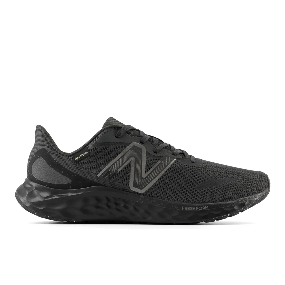 New Balance Fresh Foam Arishi v4 GTX MARISGB4 / schwarz