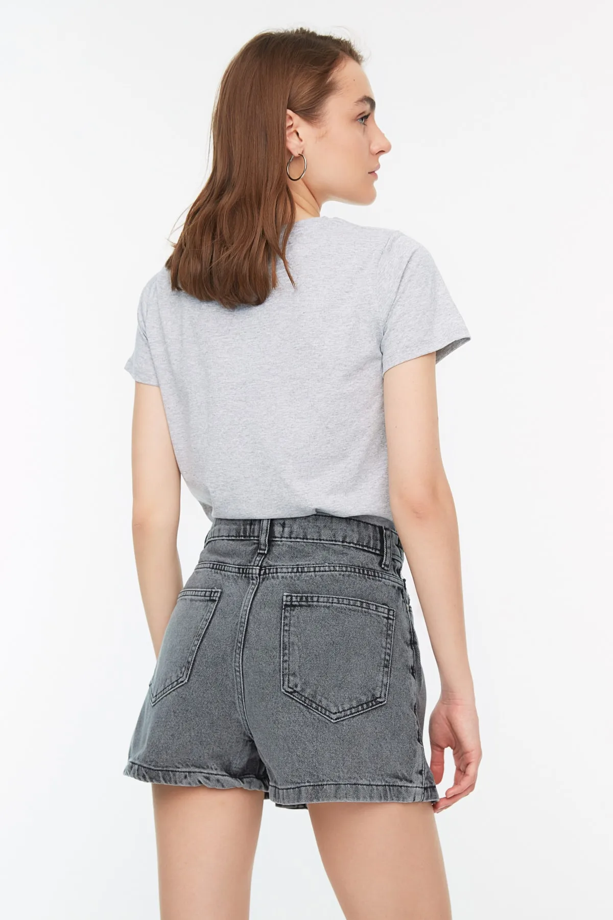 Trendyol Collection  Graue Jeansshorts und Bermudas mit Knopfdetail