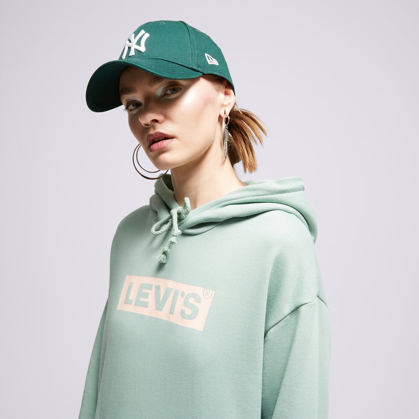 LEVI'S HOODIE GRAPHIC STANDARD Grün