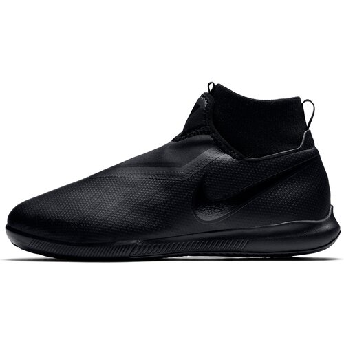 KINDER FUSSBALLSCHUHE HALLE 