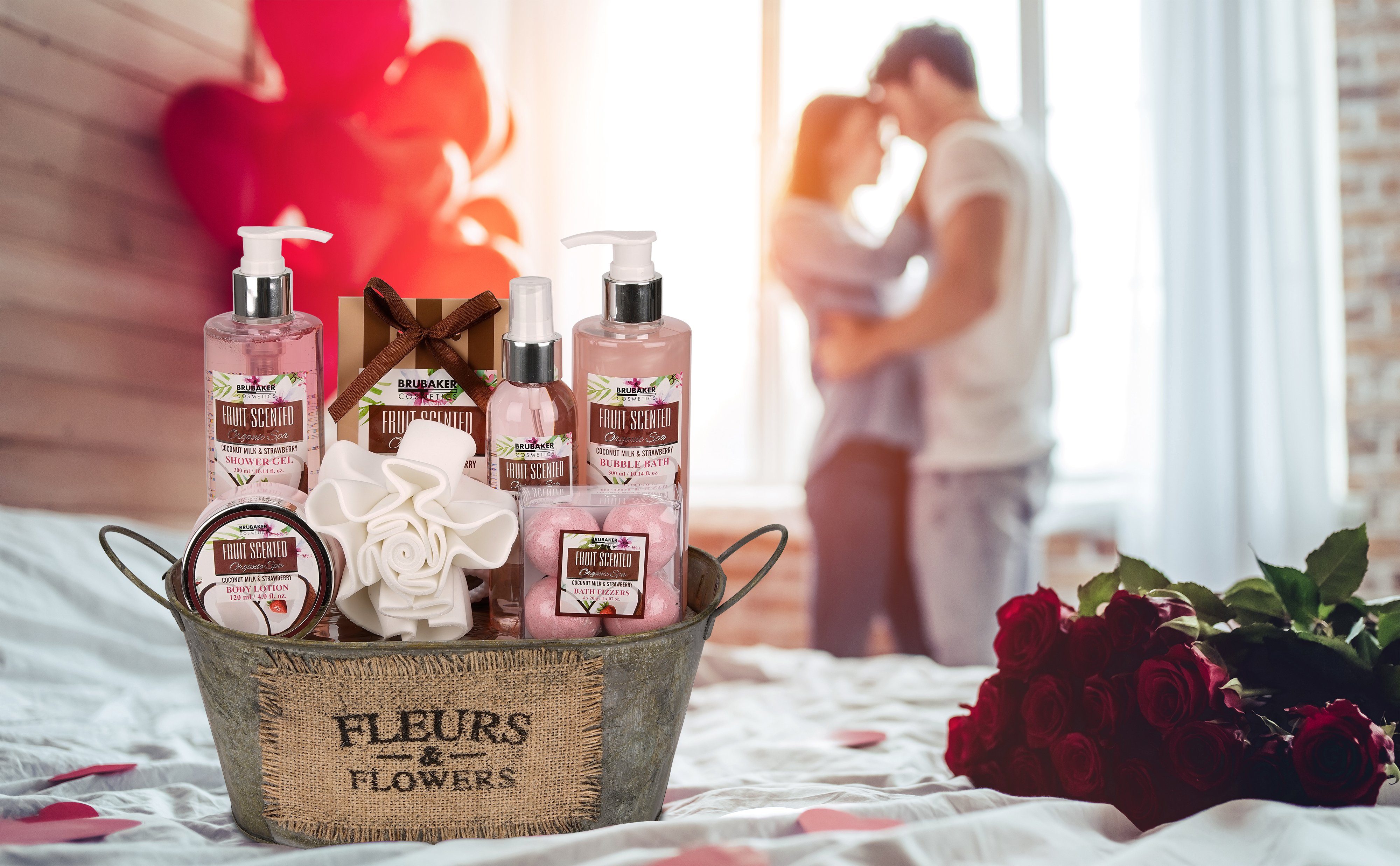 BRUBAKER Pflege-Geschenkset Dusch- und Badeset mit Kokosnuss & Erdbeer Duft Set, 11-tlg., Frauen Geschenk Set in Vintage Wanne, Wellness Pflegeset für Damen