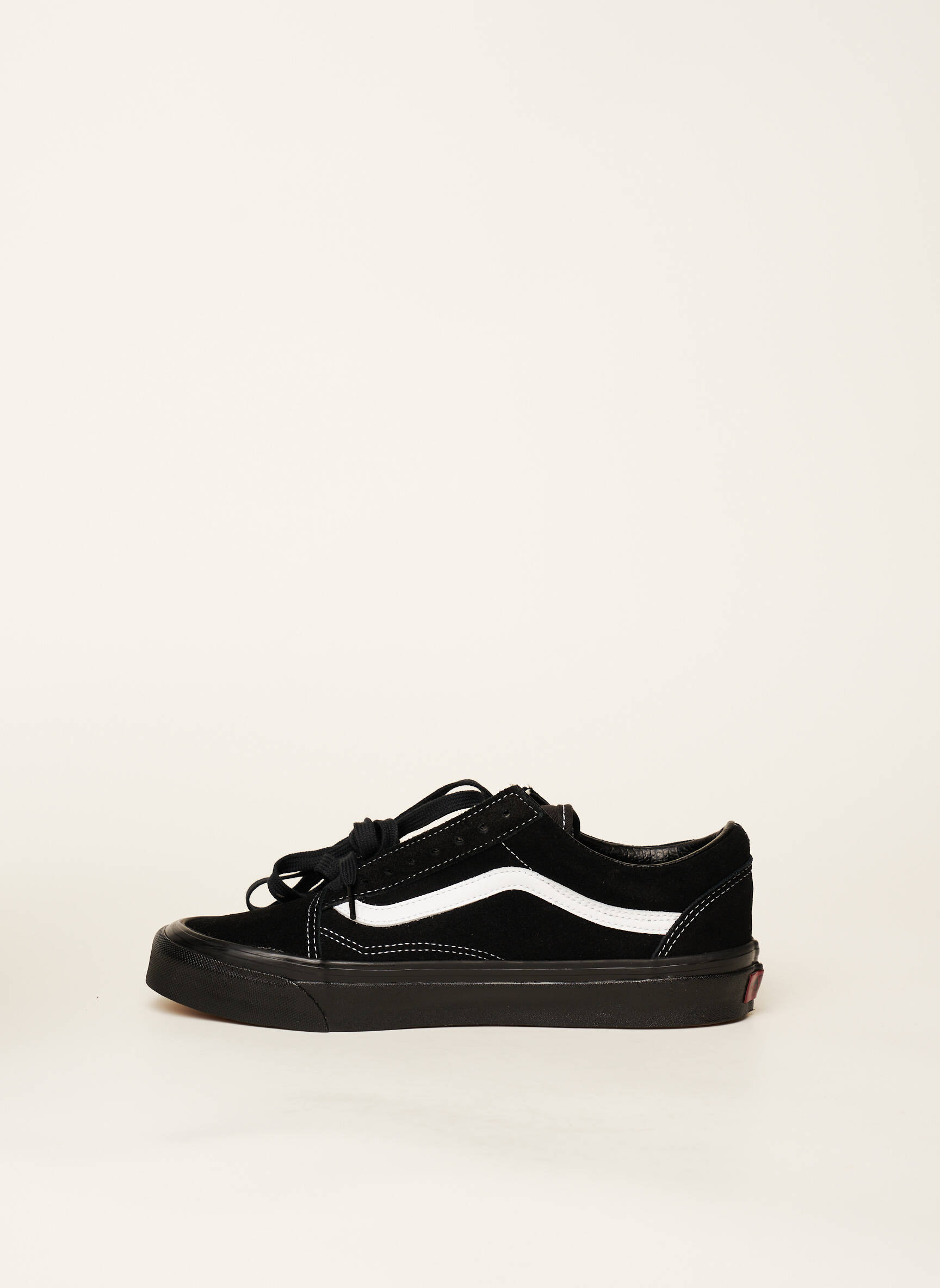 Vans Baskets Femme couleur noir