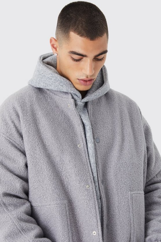 Strukturierte Oversize Bouclee-Bomberjacke