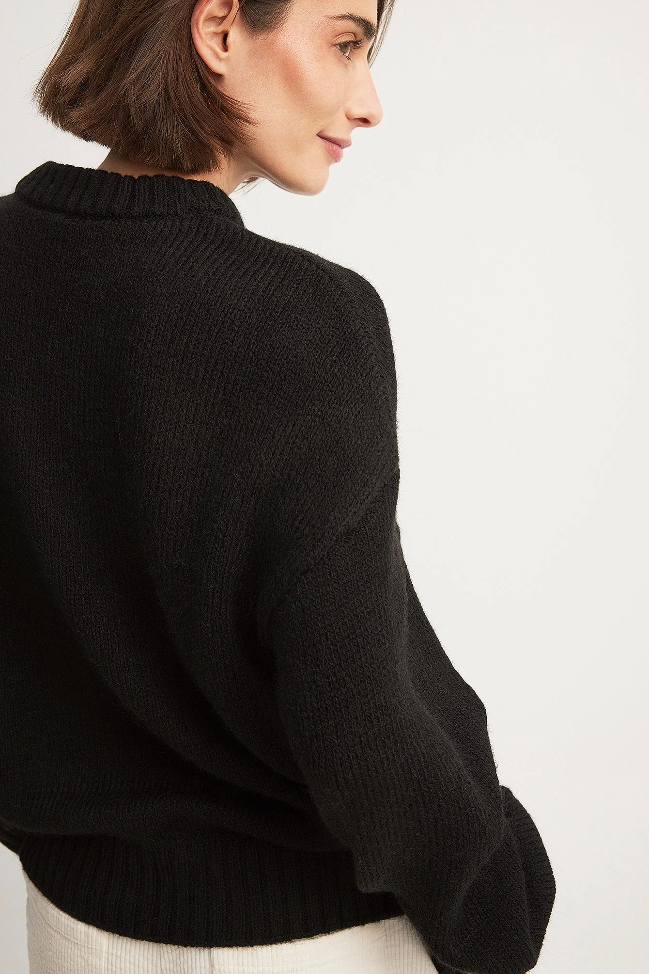 Rundhalsausschnitt Strickpullover