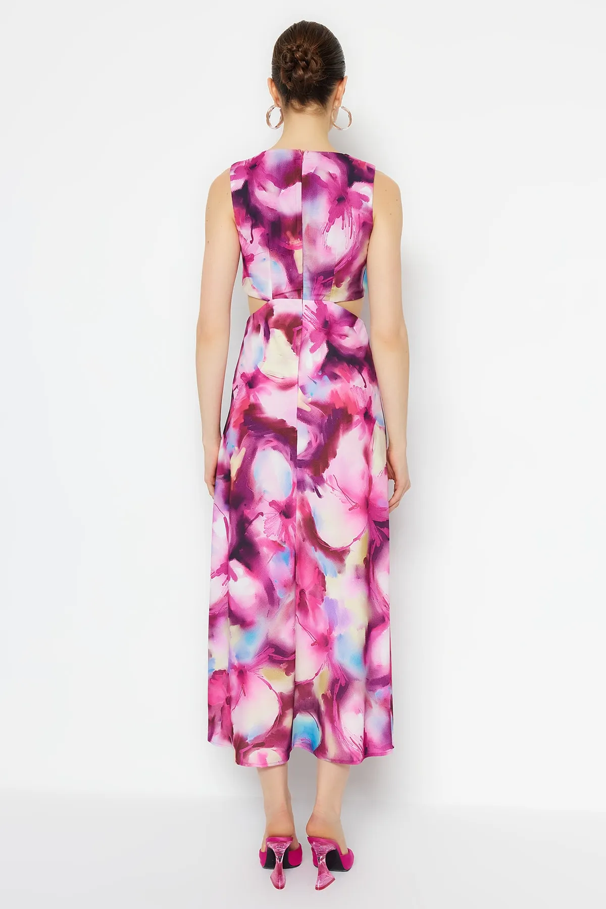 Trendyol Collection  Design Rosa A-Linie Midi gewebtes Batik-gemustertes gewebtes Kleid TWOSS21EL3578