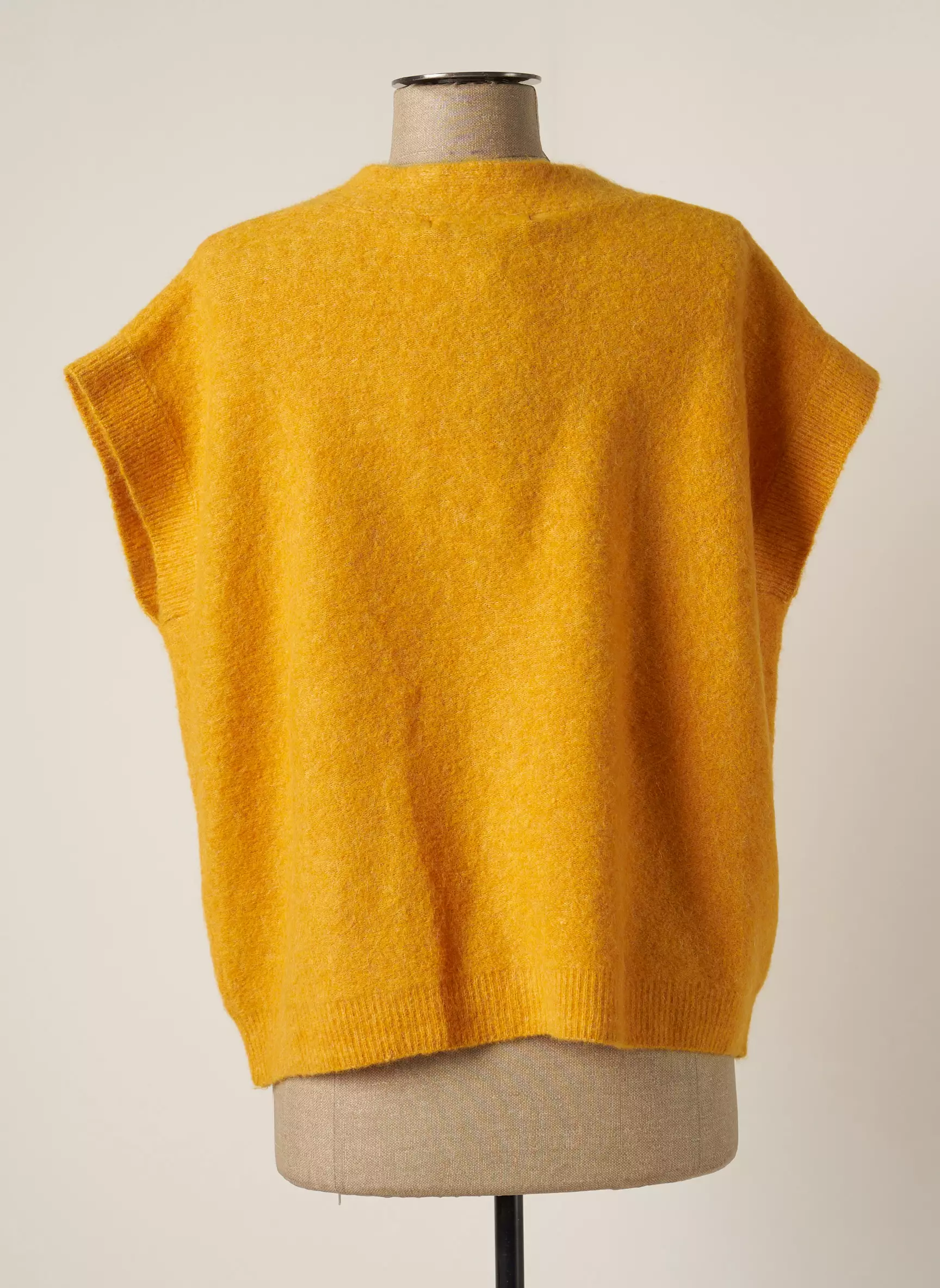 Lauren Vidal Gilets Manches Courtes Femme couleur jaune
