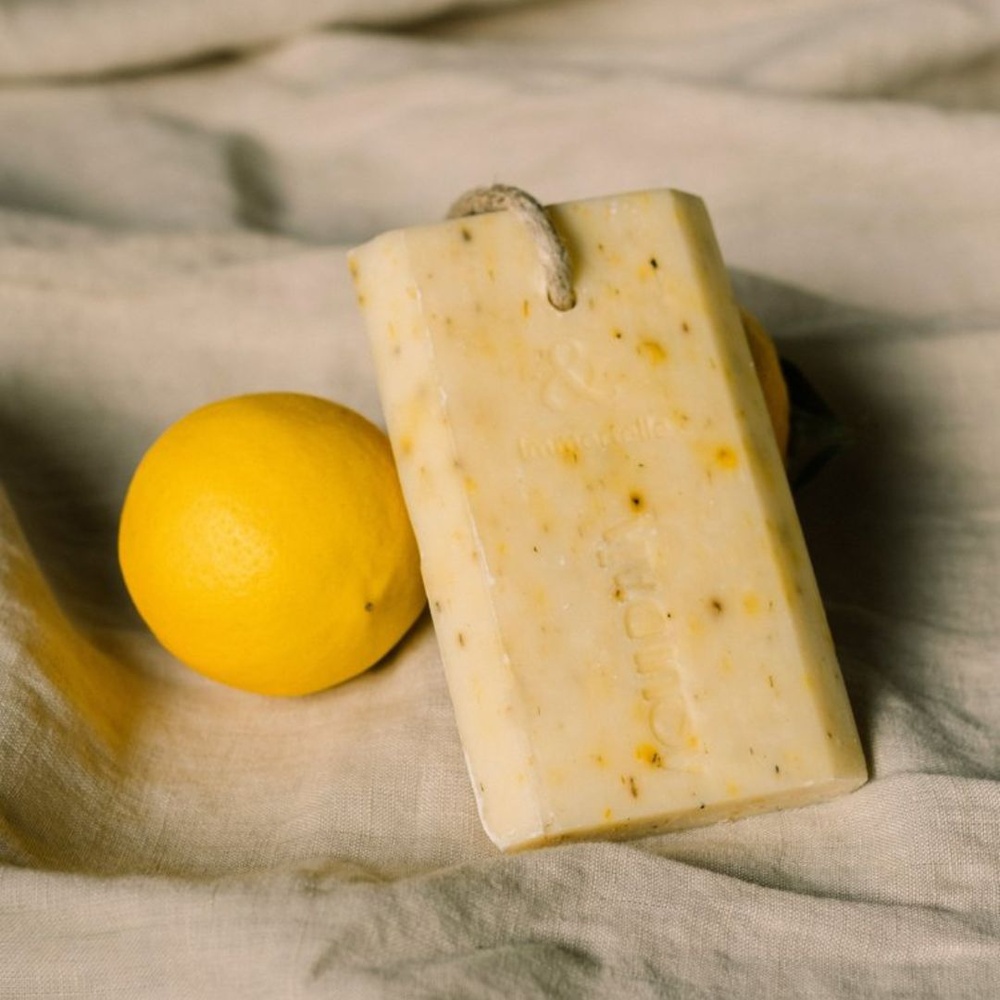 aqui d'aïa &Immortelle Savon de soin solide