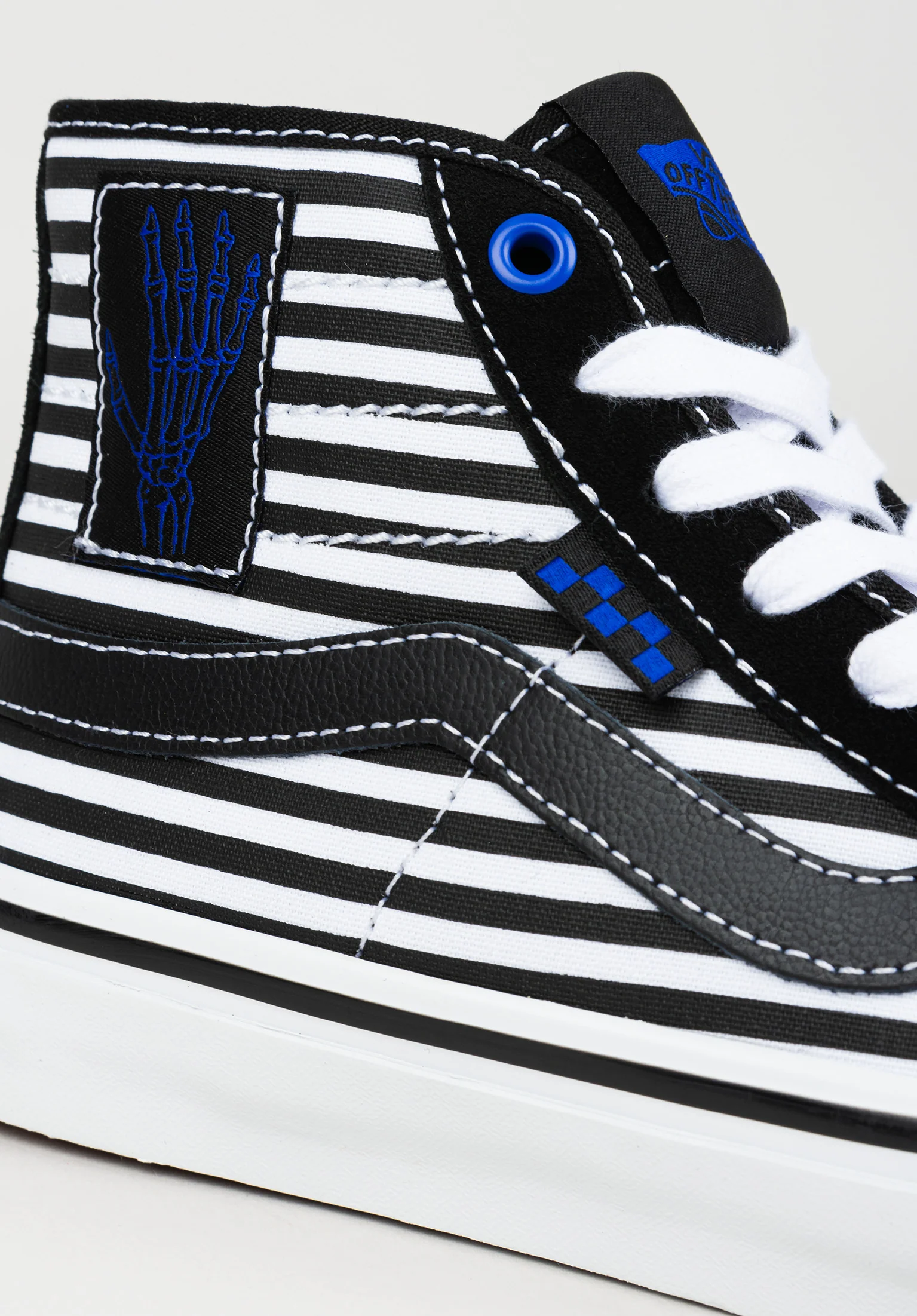 MN Skate SK8-Hi Decon Breana Geering