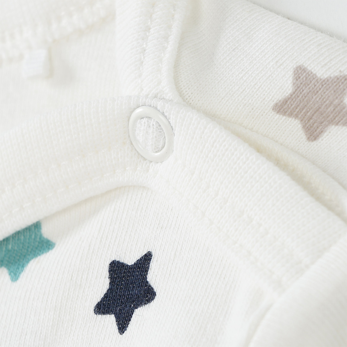 Baby Langarmbody mit Stern-Allover
