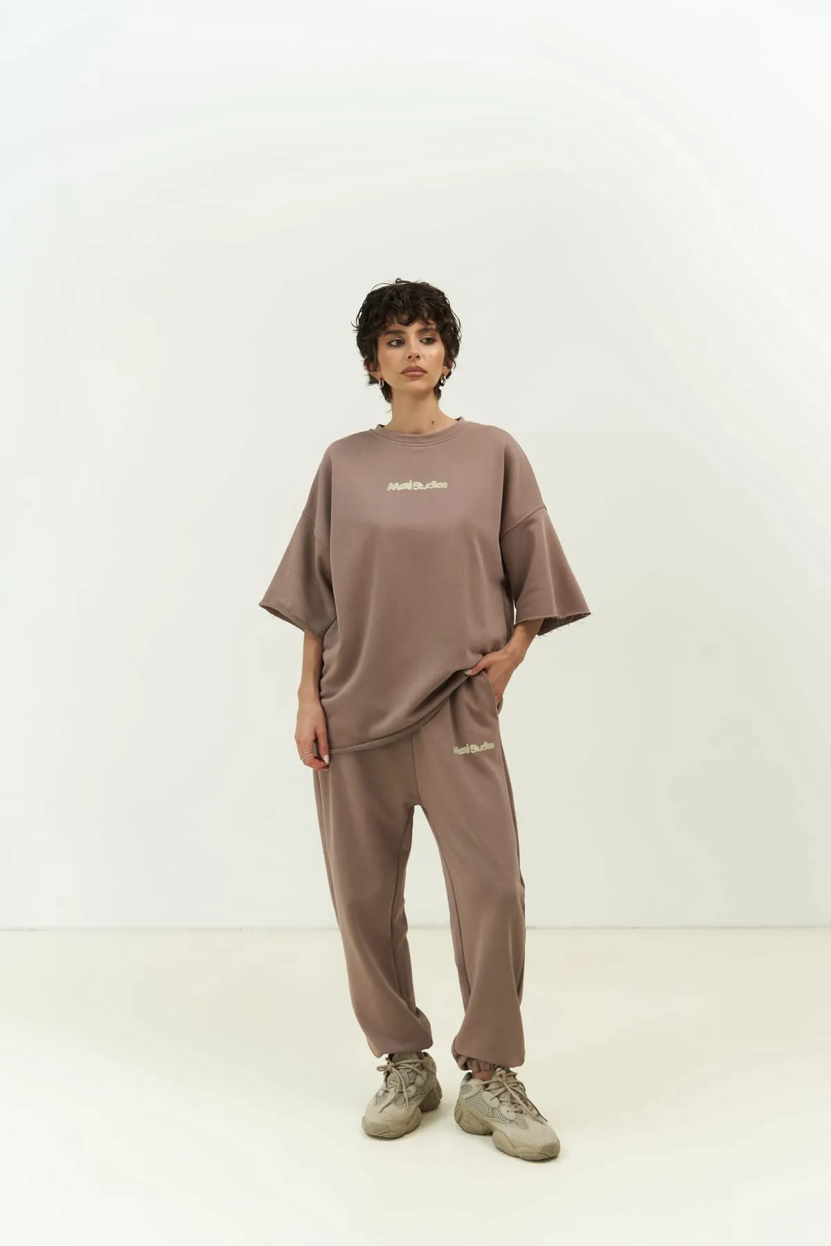 MAİ COLLECTİON  Manno – Graues T-Shirt-Trainingsanzug-Set