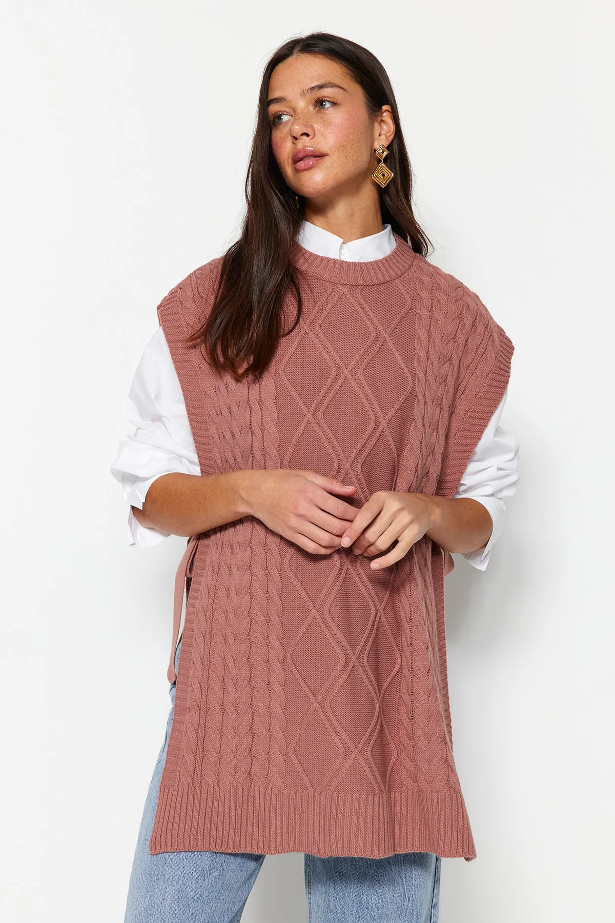 Trendyol Modest  Dusty Rose geflochtener Strickpullover zum Binden an der Taille TCTAW22UV0018