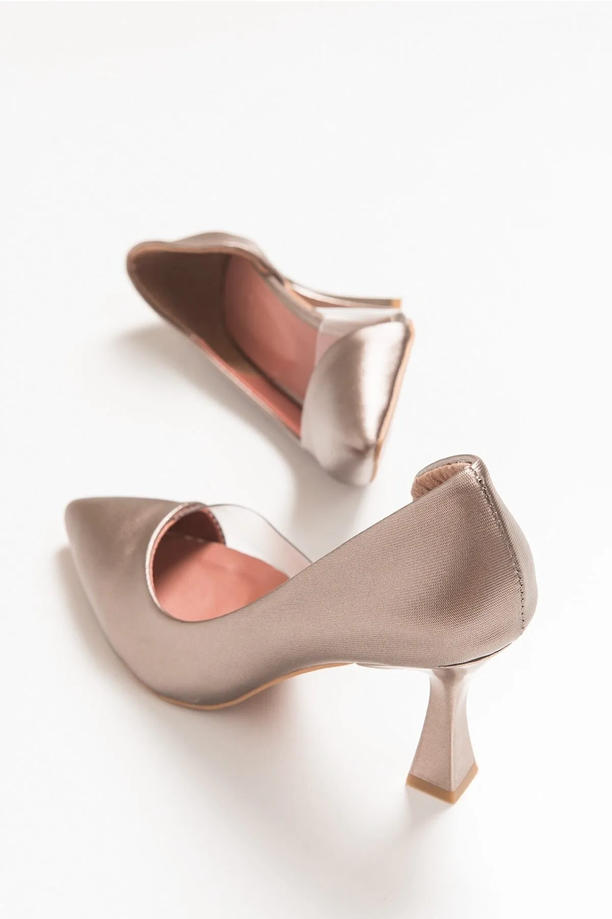 LuviShoes  653 Kupferfarbene Lara-Damenschuhe mit Absatz