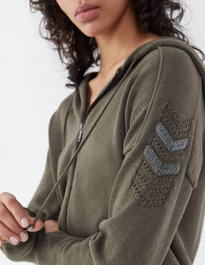 Cardigan capuche kaki chevron bijou et jeux de point femme