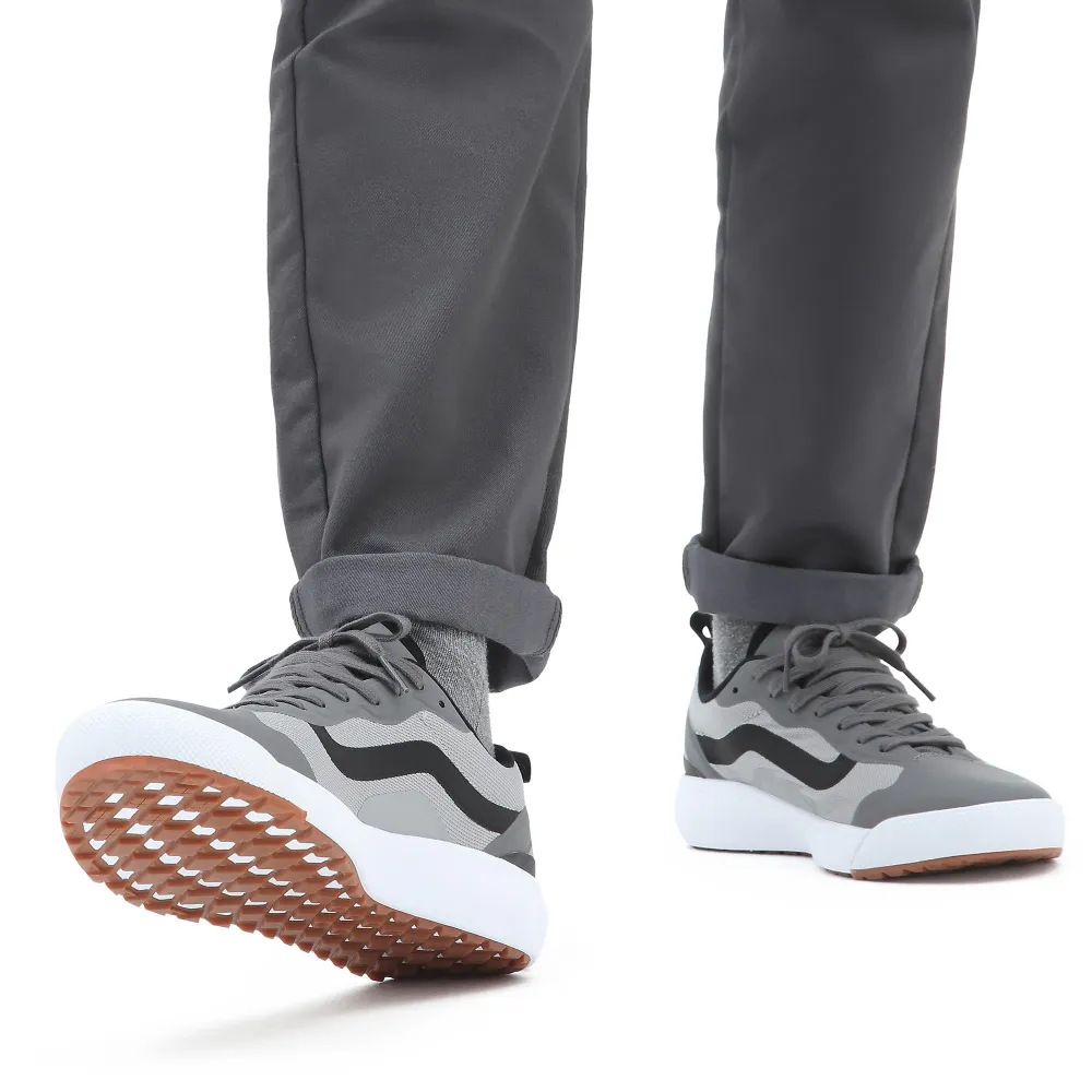 Vans UltraRange EXO VN0A4U1K1N61 / grau