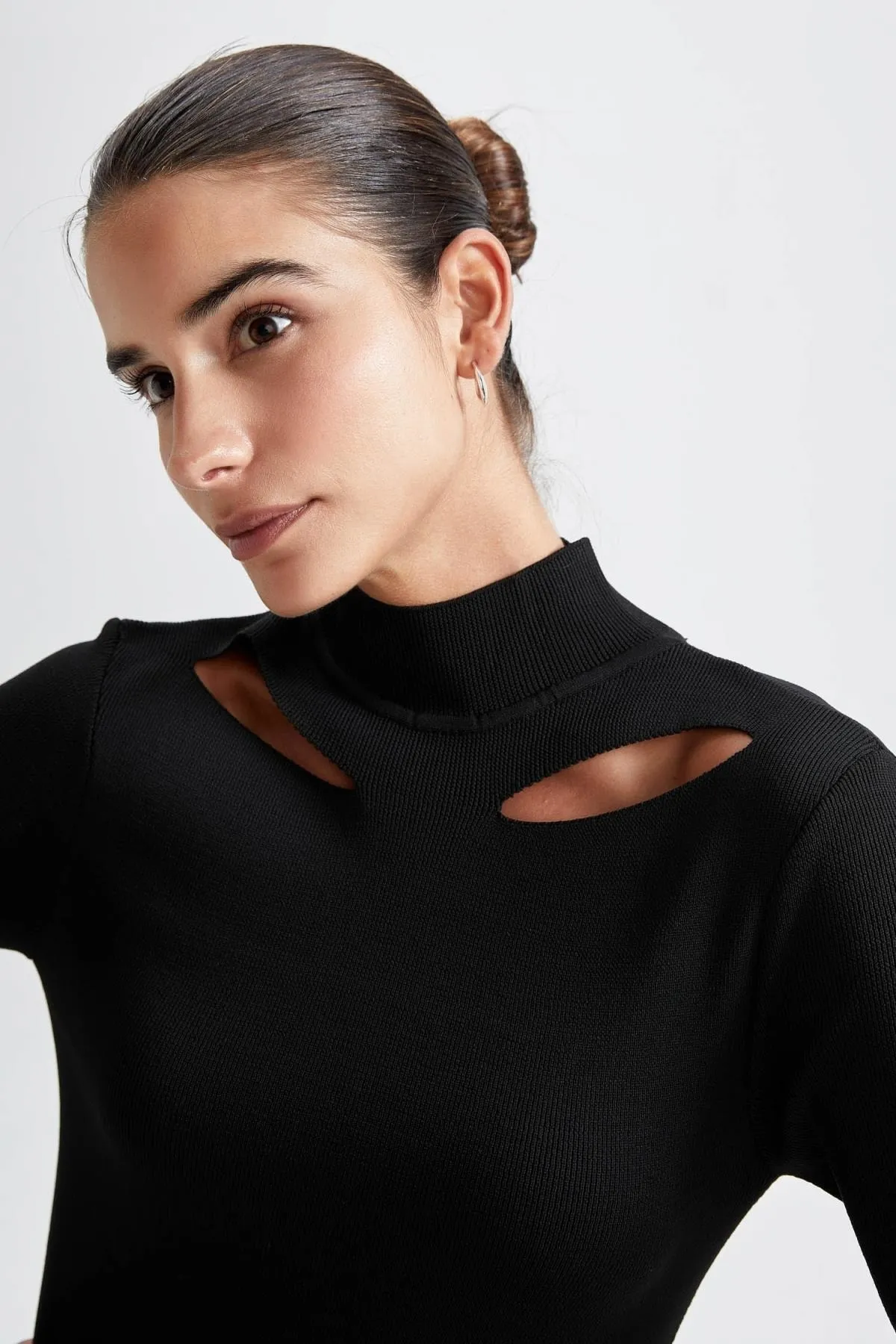 DeFacto  Tailliertes, geripptes Kleid