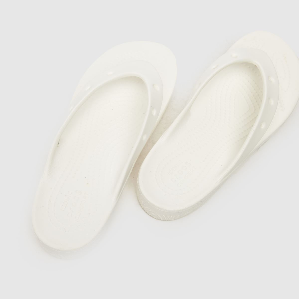 Crocs Classic platformos flip-flip szandál fehér színben